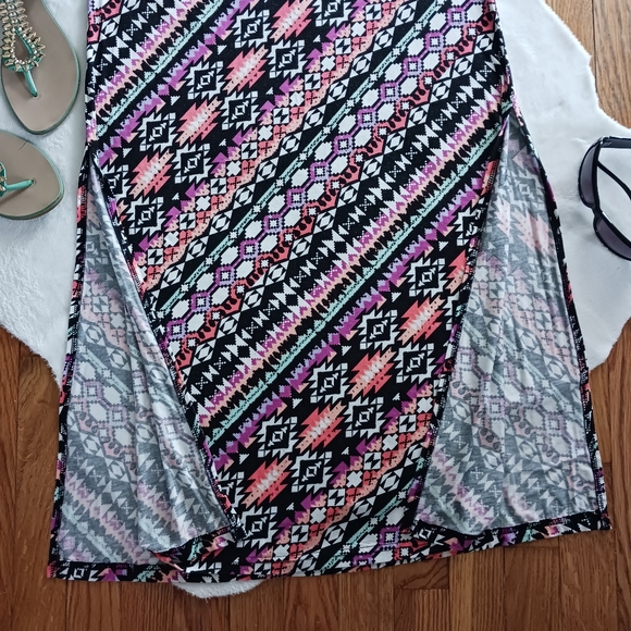 Empyre • Women Junior's Multicolor Geometric Foldable Waistband Long Max… - Picture 4 of 11